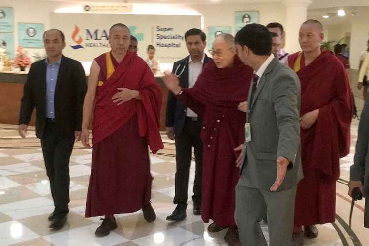 Dalaj lama otpušten iz bolnice, primljen zbog upale pluća
