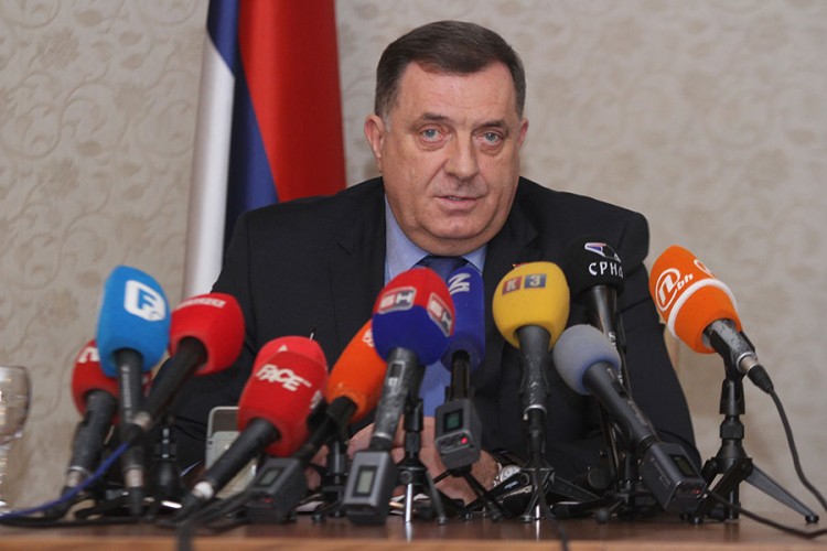 Dodik: Ništa od novih ministarstava u Savjetu ministara