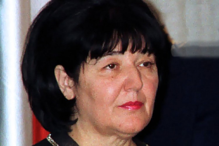 Mira Marković preminula uslijed upale pluća nakon operacija