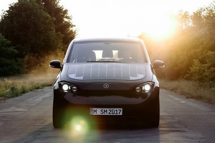 Sono Motors najavio proizvodnju solarnog električnog auta