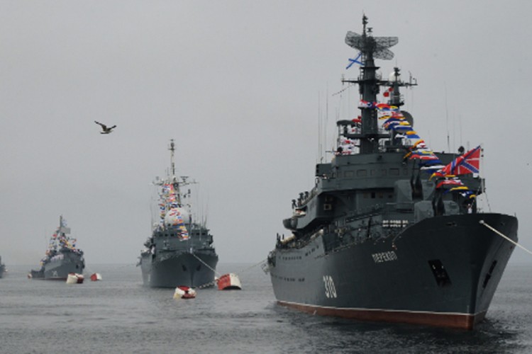 NATO flota uplovila u Baltičko more, Rusi je "drže na oku"