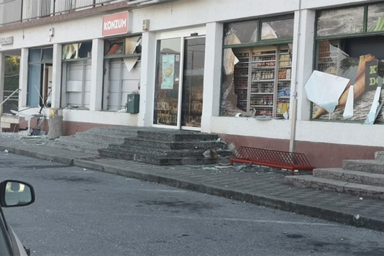 U Zagorju raznesen bankomat, tresle se kuće od eksplozije