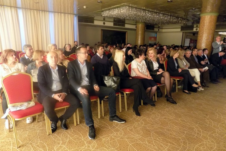 Na simpozijumu u Banjaluci više od 100 neurologa iz Srbije i Srpske