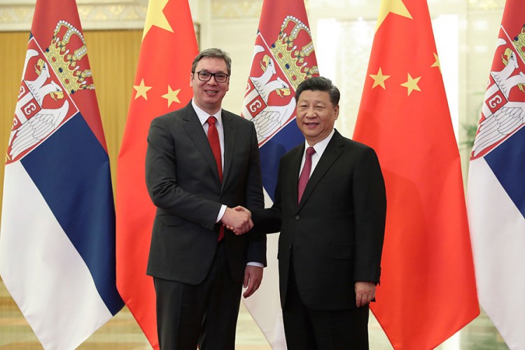 Vučić i Đinping razgovarali o bilateralnim odnosima