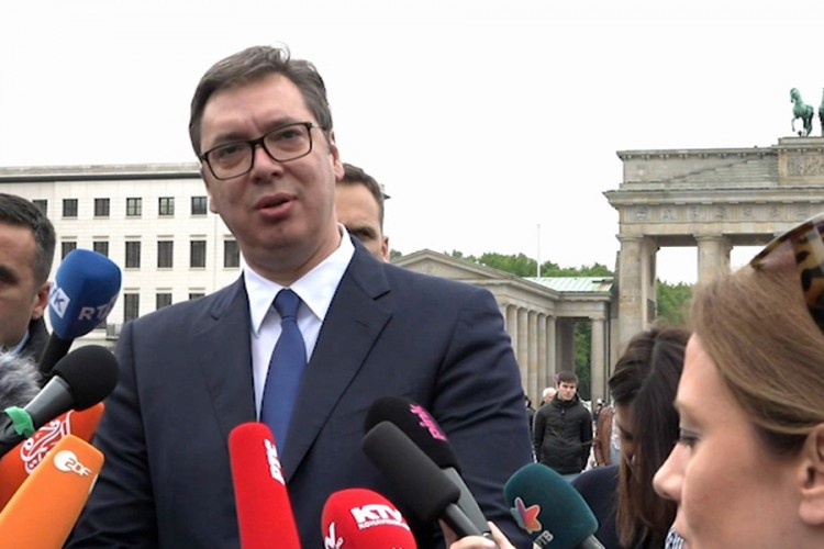 Vučić: Znači, Zvizdić se zalaže za očuvanje KiM u okviru Srbije
