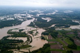 Vrbas poplavio srbačka sela, Sava sve više prijeti