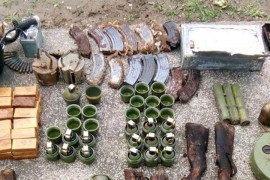 U grobnici pronađen arsenal oružja i eksploziva