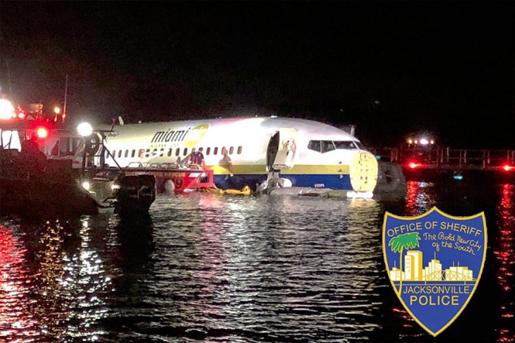 Drama na Floridi: Avion sa Kube skliznuo sa piste u rijeku