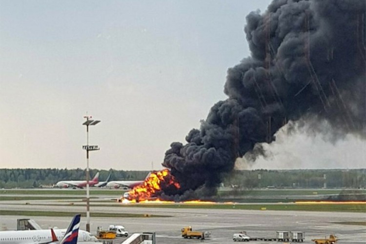 Objavljeni snimci unutrašnjosti: Šta je ostalo od ruskog aviona poslije požara