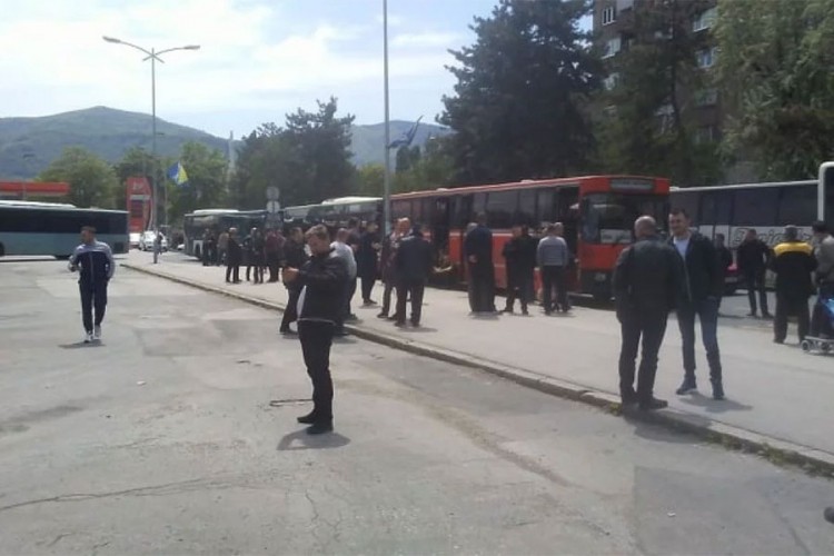 Radnici blokirali autobusku stanicu u Zenici