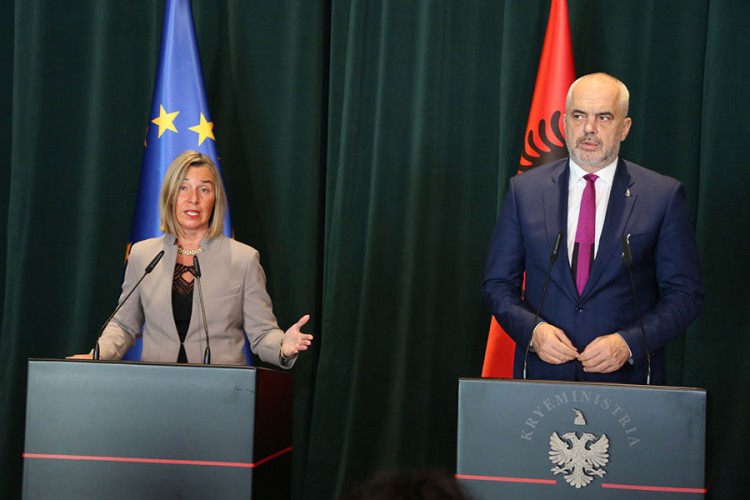 Mogerini: Otvaranje pregovora o članstvu Albaniji u EU moguće u junu