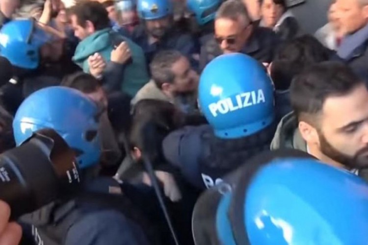 Haos u Rimu zbog porodice iz BiH: Neofašisti im prijete spaljivanjem i silovanjem