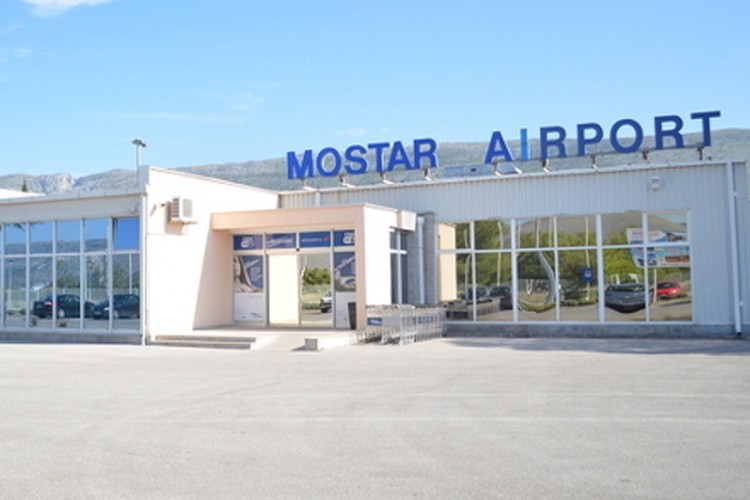 Ugrožena bezbjednost aviona iznad Mostara