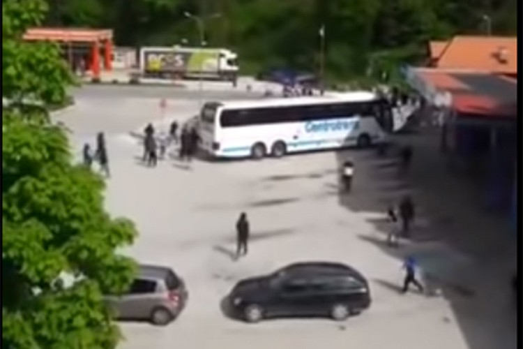 Potukli se navijači Sarajeva i Željezničara, policija hapsila