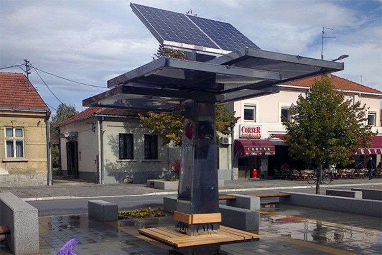 Da li ste znali? Prvi solarni punjač za telefone napravljen u Srbiji