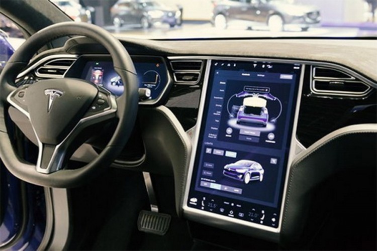 Opcija zahvaljujući kojoj Tesla vozila samostalno detektuju kvarove