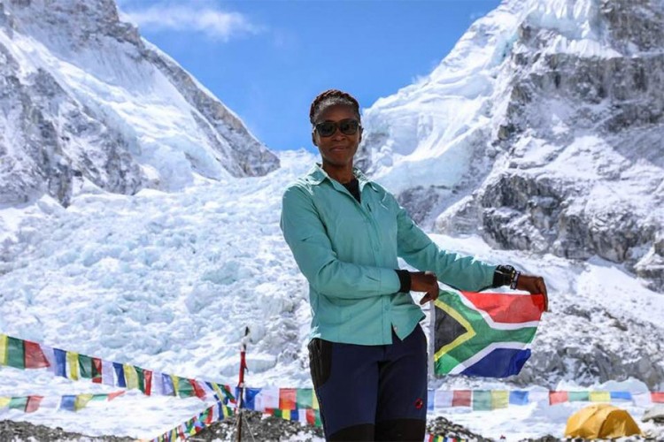 Prva crnkinja iz Afrike osvojila Mont Everest