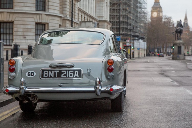 Aston Martin DB5 iz Bondovog filma "Goldfinger" vraća se u proizvodnju