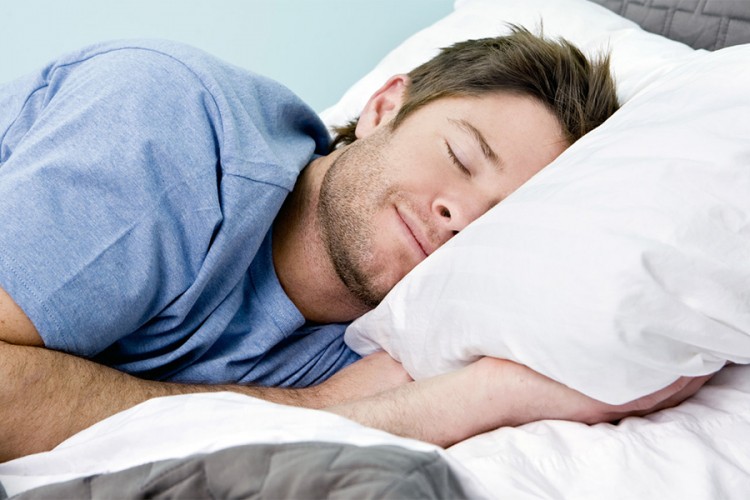 Kako da zaspite za samo dva minuta u dva koraka