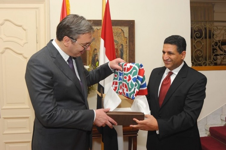 Vučić u ambasadi Egipta: Srbija želi da razvija prijateljstva