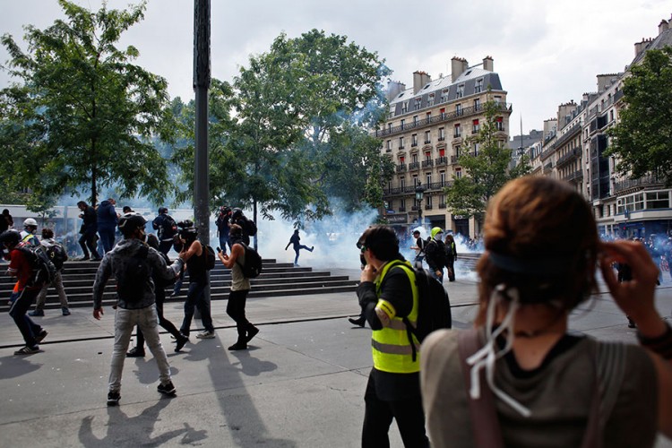 "Žuti prsluci" ponovo na ulicama francuskih gradova