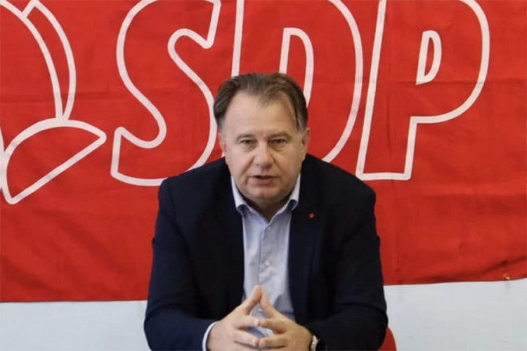 Nermin Nikšić ponovo izabran za predsjednika SDP-a