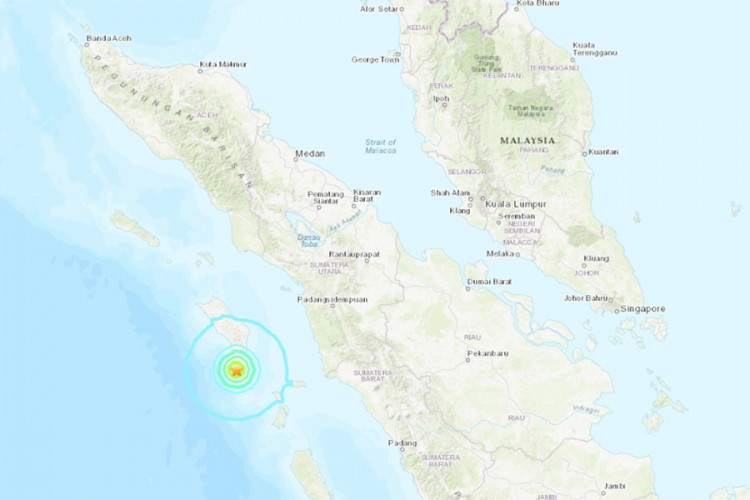 Snažan potres na ostrvu Sumatra