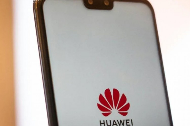 Huawei demantuje prekid proizvodnje smartfona