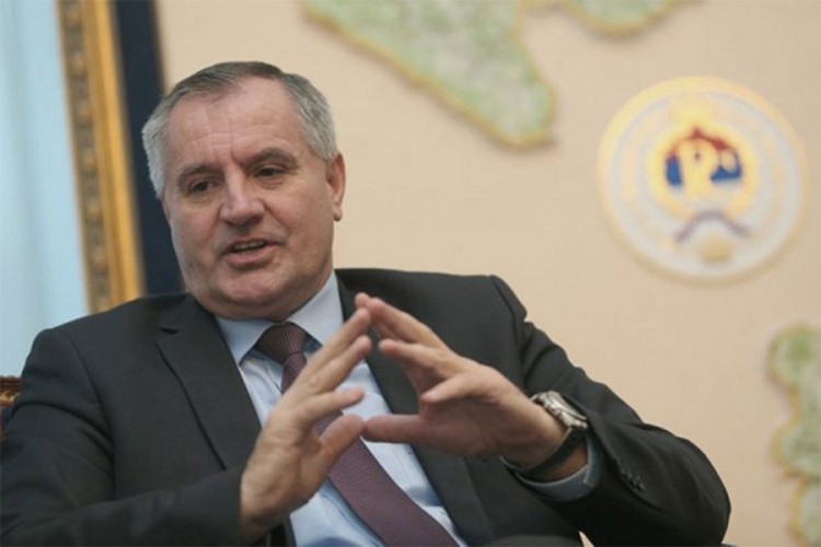 Višković najavljuje set zakona za pomoć realnom sektoru i povećanje plata