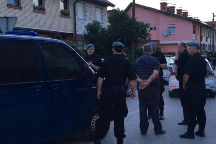 Muškarac izrešetan ispred kuće u Sarajevu, ubica u bjekstvu