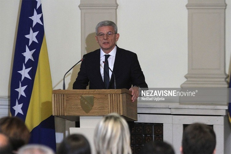 Džaferović: Oružane snage kao moguća ispomoć Graničnoj policiji