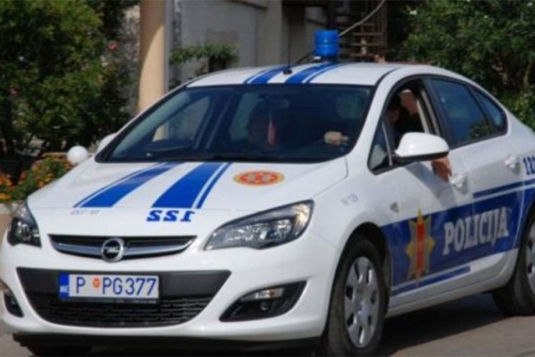 Pucnjava na Cetinju: Jedna osoba ubijena, tri ranjene