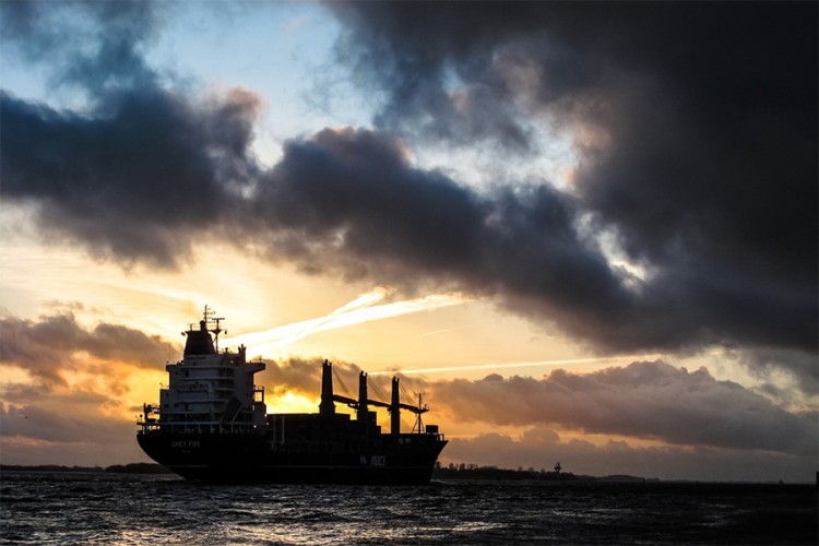 Cijene nafte lete u nebo zbog ekspolozije na tankerima