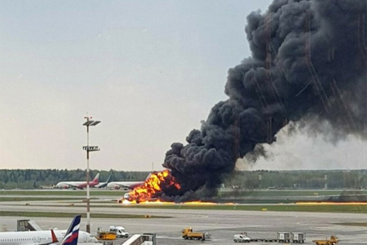 Izvještaj o požaru na ruskom avionu: Munja udarila u letjelicu