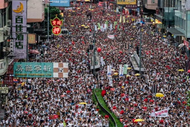 Vlada Hong Konga povukla sporni nacrt zakona o izručenju