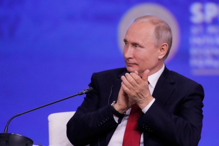 Građani imaju 700.000 pitanja za Putina