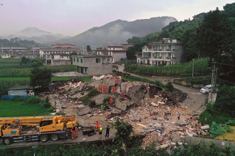 Najmanje 12 mrtvih u zemljotresu u Kini, desetine povrijeđenih