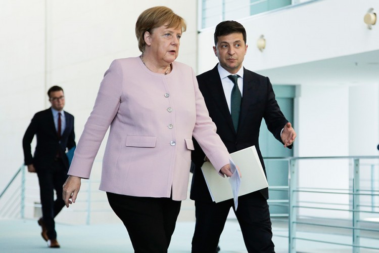 Merkelovoj pozlilo tokom dočeka Zelenskog