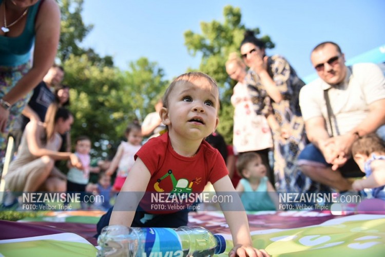 "Konferencija beba" u Banjaluci okupila veliki broj mališana