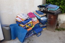 Nema rezervacije hladovine: Načelnik pokupio peškire sa hrvatske plaže
