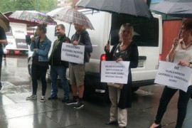 Zbog Trgovske gore protest ispred Ambasade Hrvatske u Sarajevu