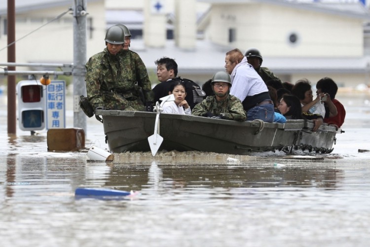 Jaka kiša pogodila jugozapad Japana, jedna žena preminula