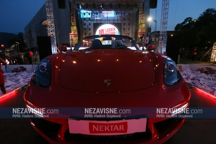 Veliko finale nagradne igre "10 'ladnih Nektara": Izvučeni dobitnici tri Porsche automobila