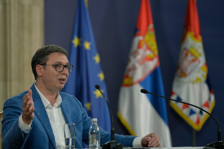 Vučić: Razmatramo uvođenje kontramera Prištini
