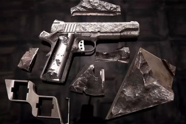 Pištolji napravljeni od meteorita starog 4.5 milijardi godina