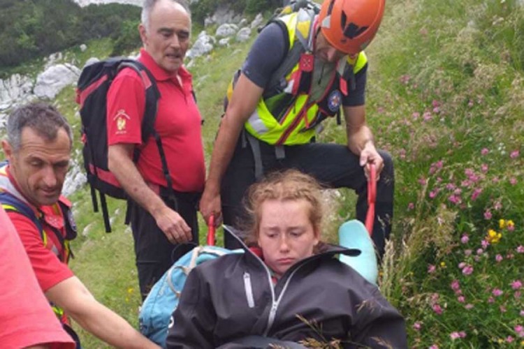 Povrijeđena Belgijanka sa Durmitora prebačena u bolnicu na Žabljaku