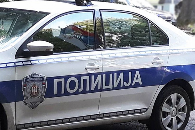 Akcija policije u Srbiji, zaplijenjen arsenal oružja