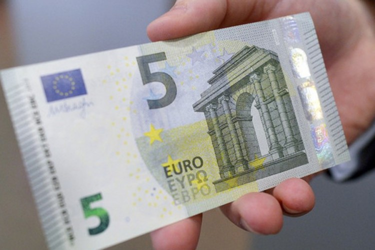 Da li je možda imate: Ove novčanice od pet evra vrijede do 100 puta više