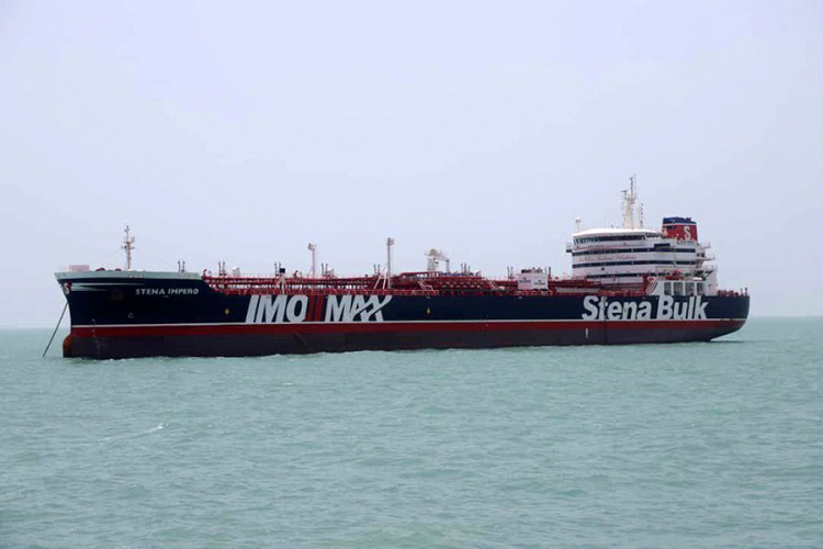 NATO traži od Irana da pusti britanski tanker
