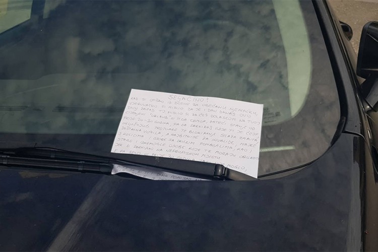 Parkirao na trotoar pa dobio pismo: "Seljačino, da li bi tako u Njemačkoj?"